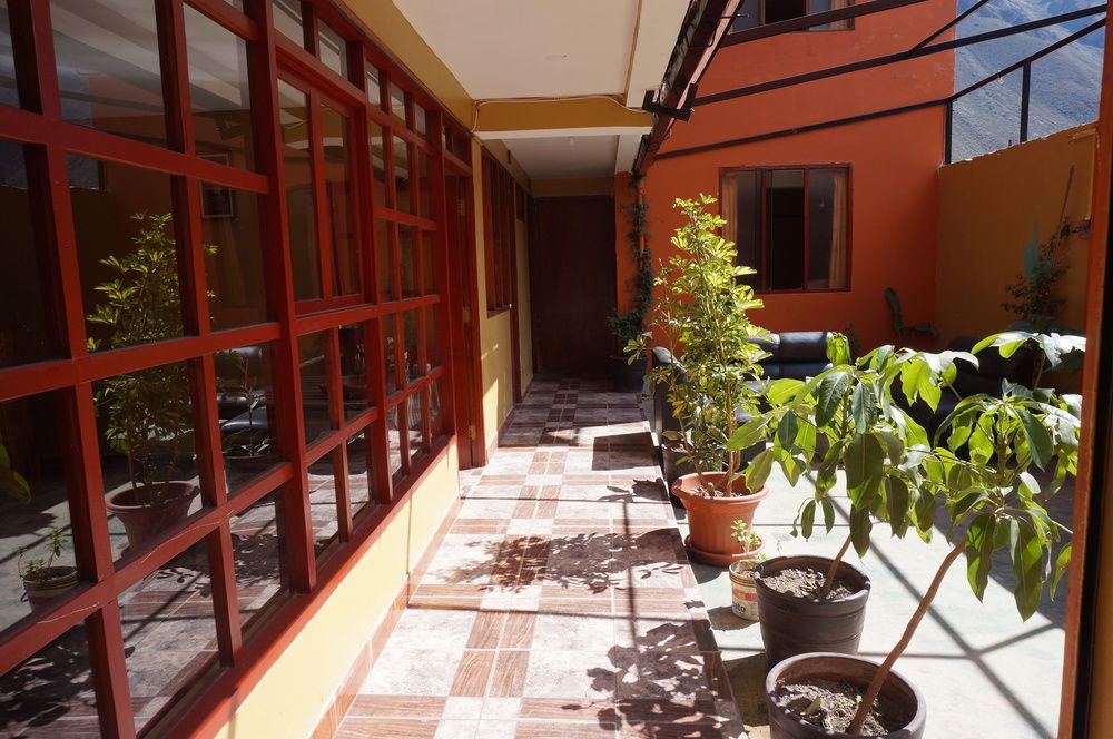 Wasi Away Hostel Ollantaytambo Exterior foto